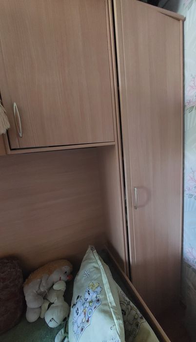 Двухэтажная кровать
