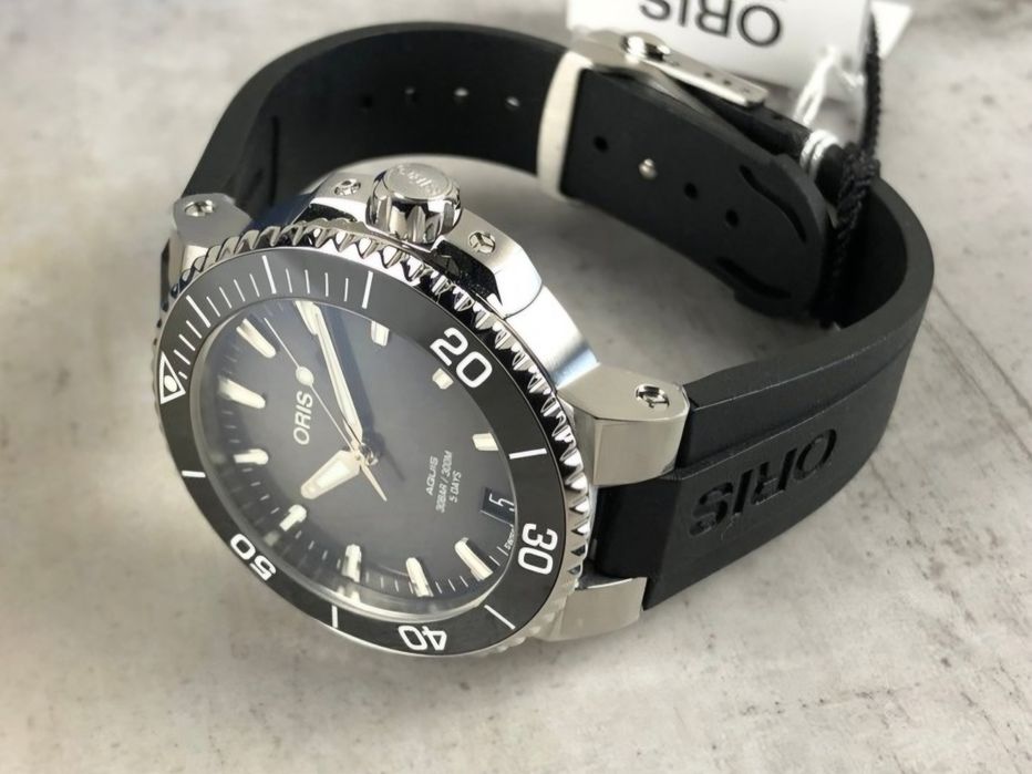 Oris Aquis Date Calibre 400 – нов, с 10 години гаранция