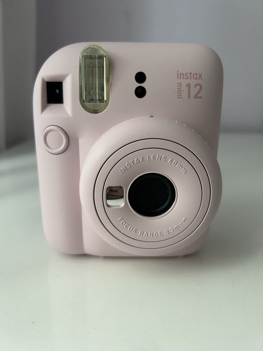 фотокамера Instax Mini 12