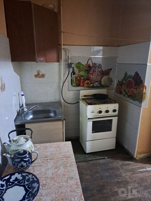 ТТЗ-1.    1/4/4.  (Навруз. базар ). .  45 м2.    48000 уе