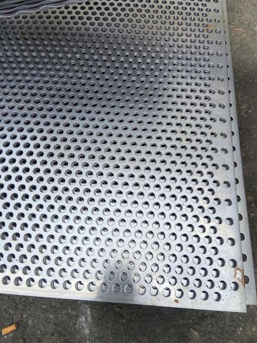 Tablă Perforată Oțel toate dimensiunile și formatele