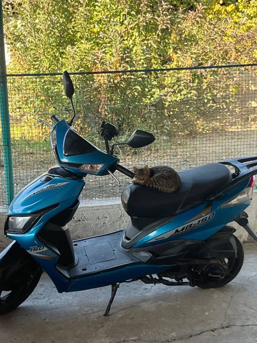 Мопед MB 150.