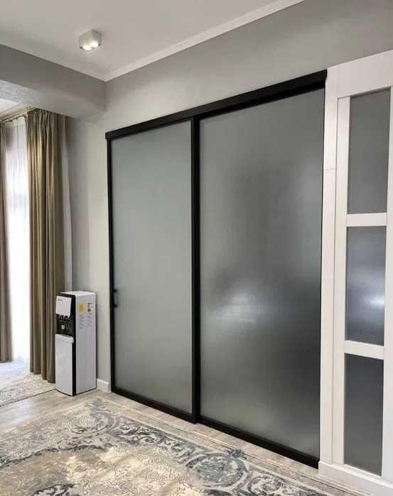 Стеклянные перегородки. Душевые кабины. Раздвижные двери. Лофт