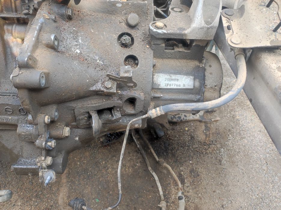 Скоростна кутия за Пежо-407(бензин)