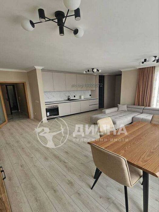 Продава се Двустаен апартамент в Пловдив, Кършияка - 80 кв.м за 2000 €/кв.м - Снимка #3