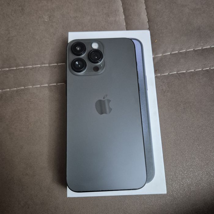 15 pro max  Дубай