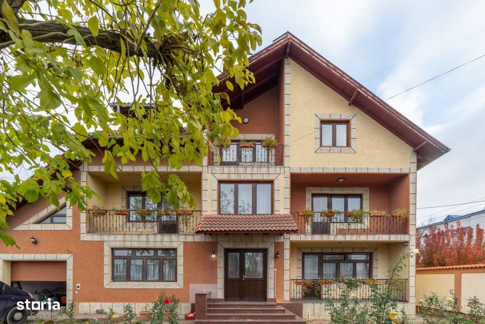 Casa spatioasa cu 8 camere - Pitesti - 0% Comision