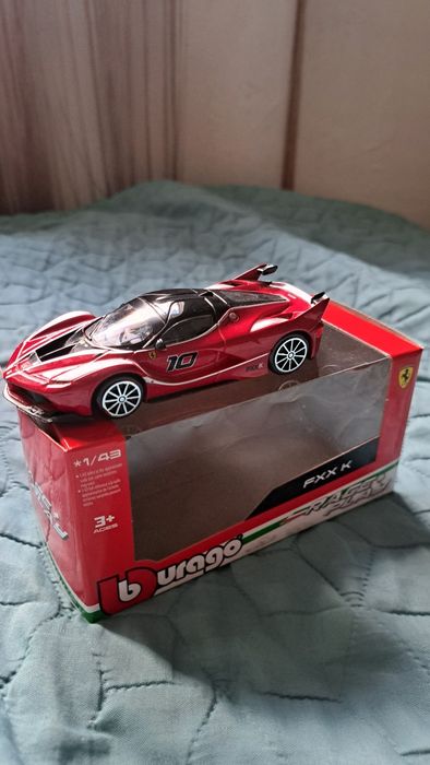 Колички Ferrari 1/24