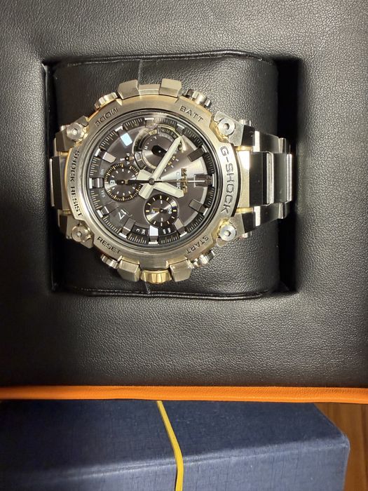Vand ceas Casio G-Shock MTG-B3000D