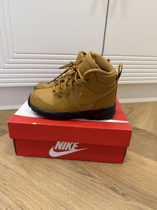 Ботинки демисезонные nike