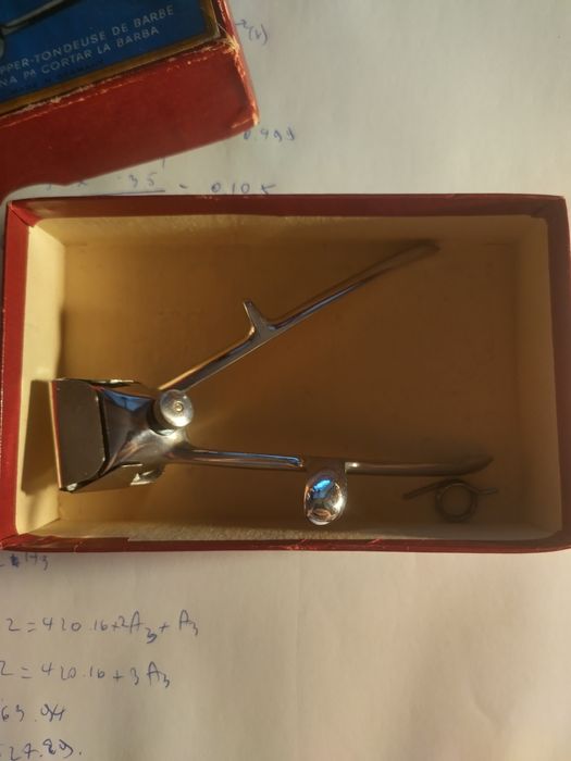 Aparat ras manual vinteage de colecție german