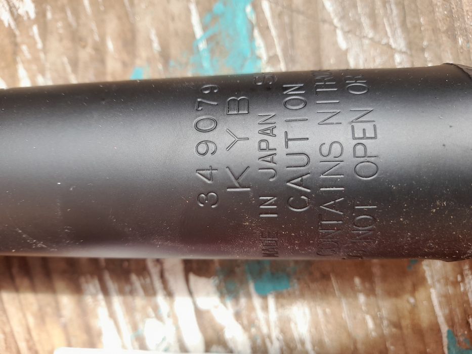 Amortizoare pe gaz (telescoape) pt Nissan Qashqai