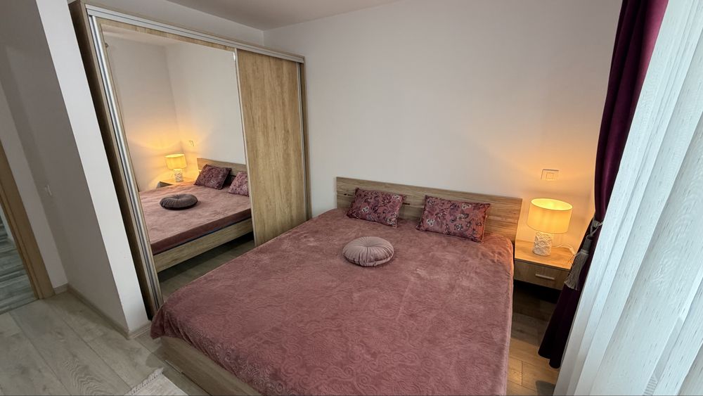 Particular Inchiriez Apart. 2 camere – Se ACCEPTA ANIMALE DE COMPANIE ! Open Space + Loc Parcare PRIVATA – Ansamblul TOP CITY – Zona Tractorul CORESI
