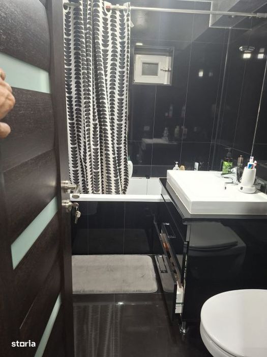 Apartament, 3 camere, 64.35 mp, zona Lapus Arges