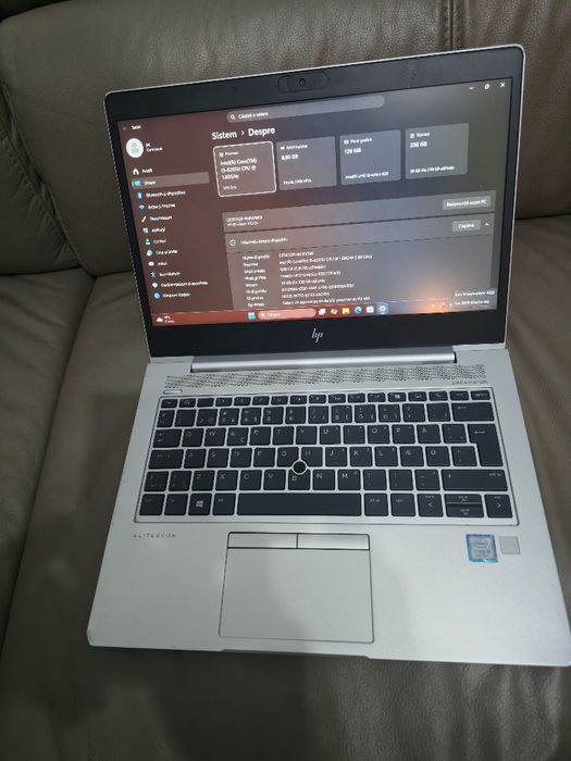 Laptop HP 830 G6, i5-8265, ram 8gb,ssd 256, bat 3ore