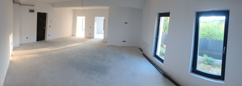 Apartament nou 3 camere 80mp curte proprie 98 m