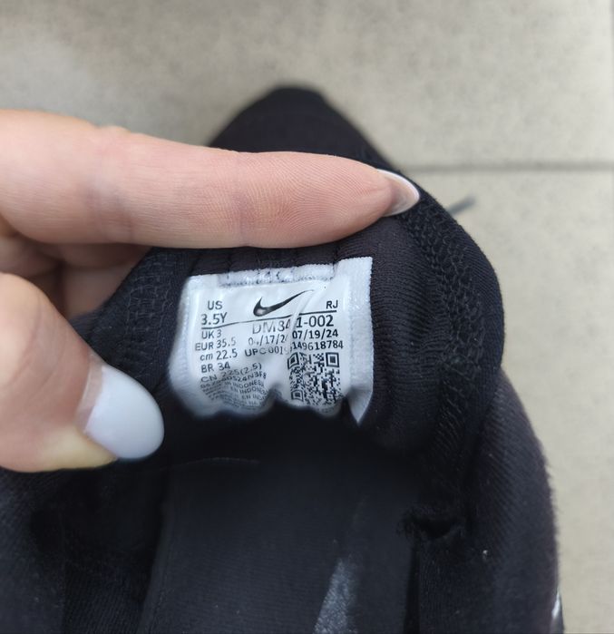 Оригинални детски маратонки Nike Air Zoom 35.5 номер