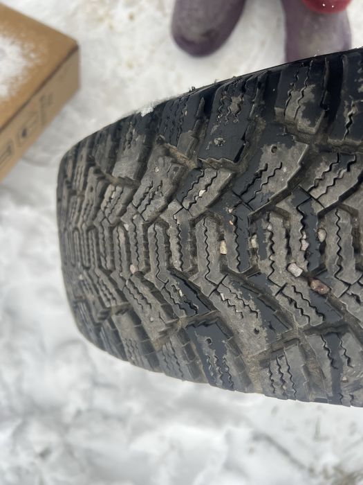 Шины зимние ……..
