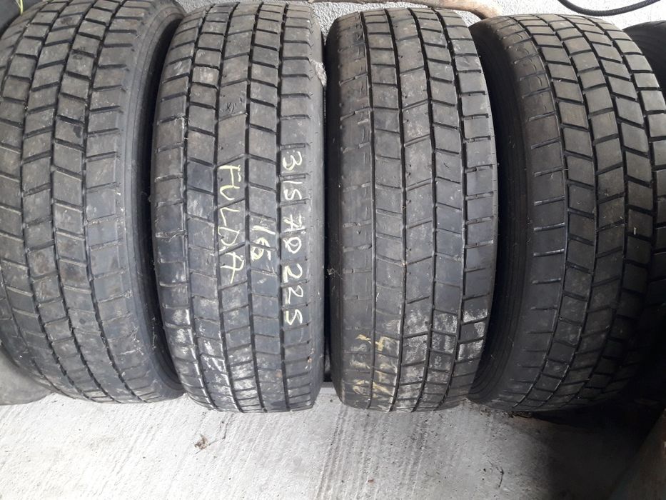 315.70.22.5 / 245.235.75.17,5/ 385.55.65.22.5 / 295.80.22,5 / 12R22,5