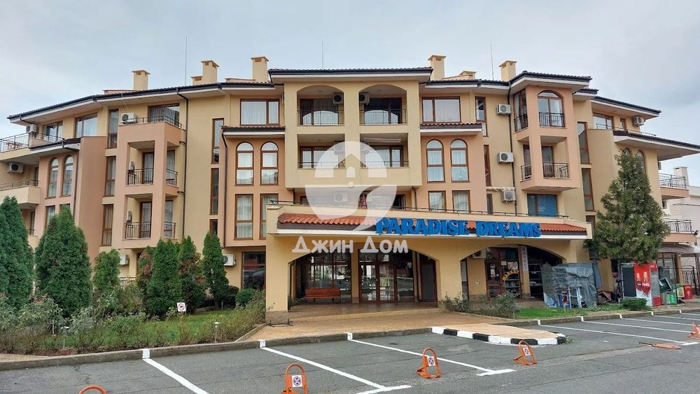 Тристаен апартамент с ГЛЕДКА МОРЕ в к-с „Парадайз Дриймс“, Свети Влас