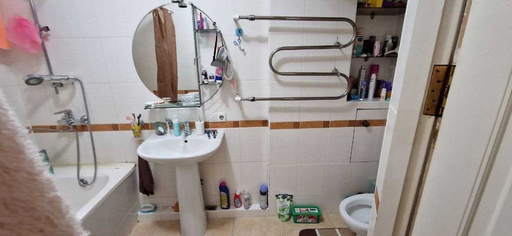 ПРОДАЕТСЯ 1в2/4/9 46,5м2 на: Ц-7 м Ойбек