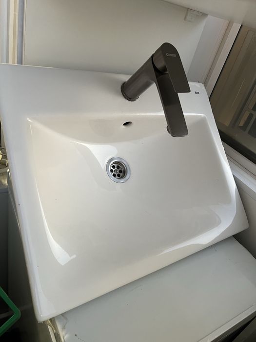 Раковина врезная Roca 55 см