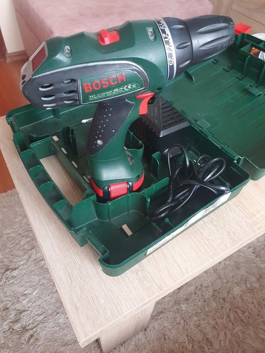kit Bormașină Bosch PSR 9,6 VE-2 + Încărcător original