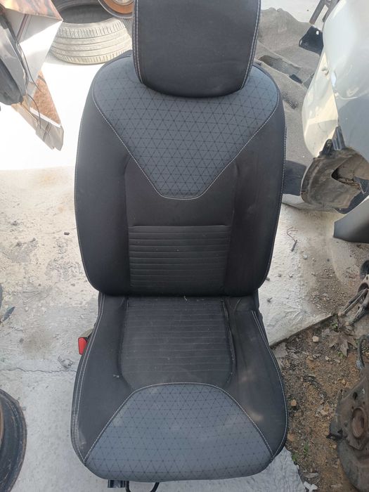 Рено Клио 4 / Renault Clio 4 - на части