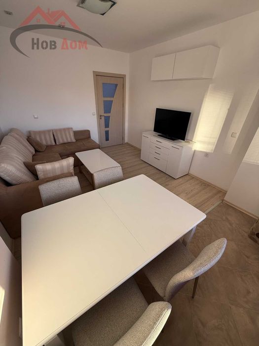 Тристаен на бул. България