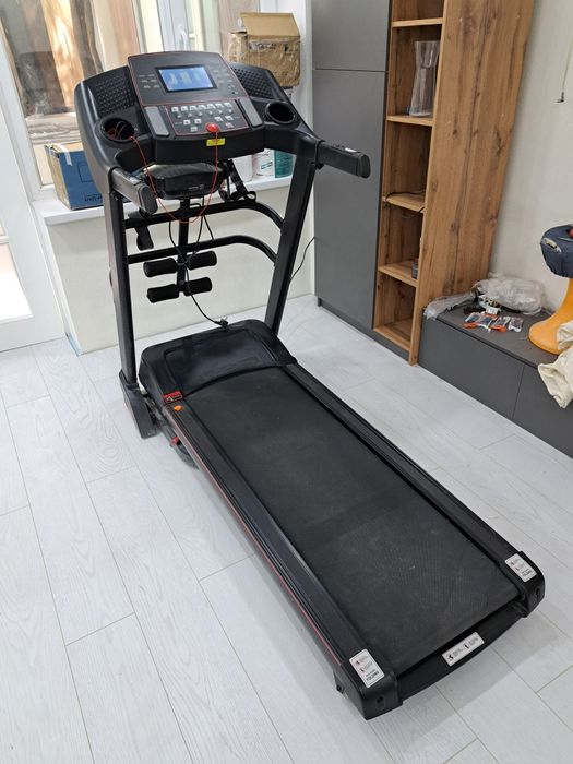 Продам беговую дорожку