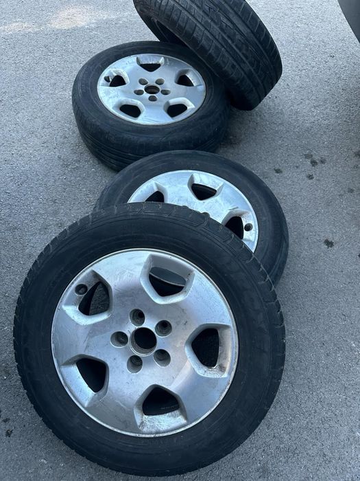 Джанти с гуми от Ауди 205/60 R15