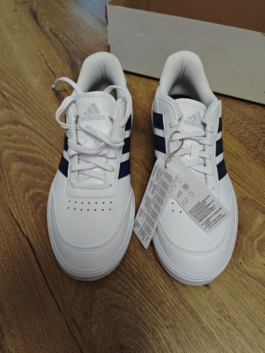 Adidas бели кецове