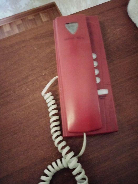 Продаю телефонный аппарат хорошие