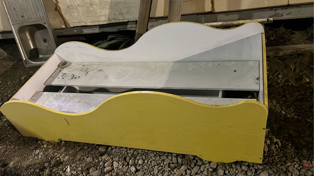 Продам детскую кровать