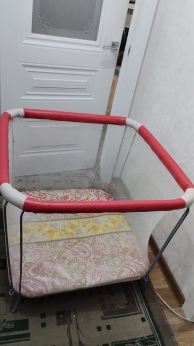 Продам манеж в хорошем состоянии