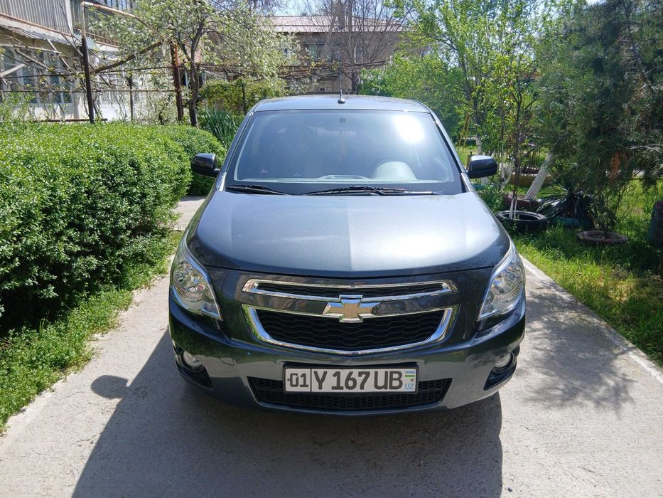 продаю свое авто