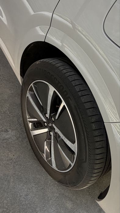 Li Auto L6 (или Li Xiang L6)