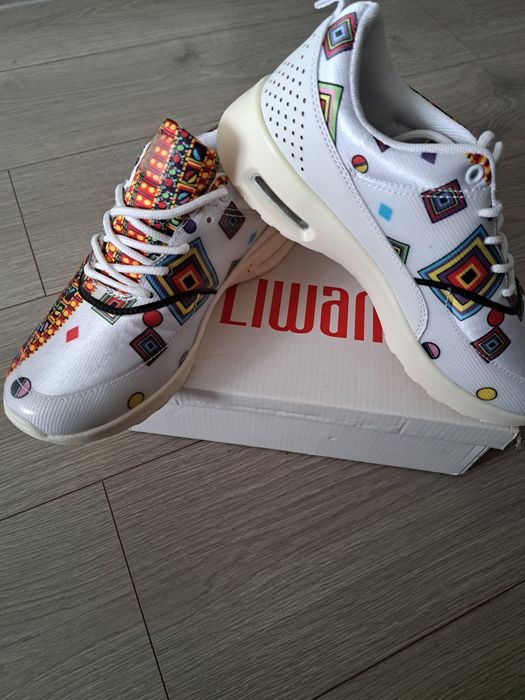 Adidași dama!Model deosebit!Nepurtati!