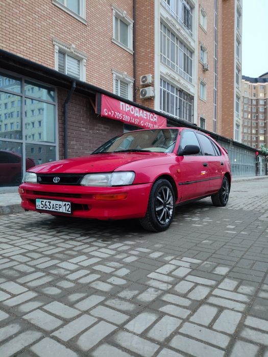 Toyota Corolla.  автомат, кондиционер