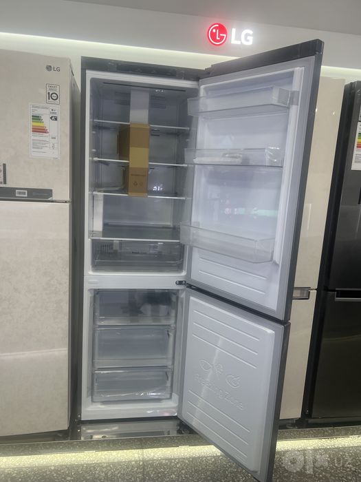 Холодильник LG  GC-B459SLCL