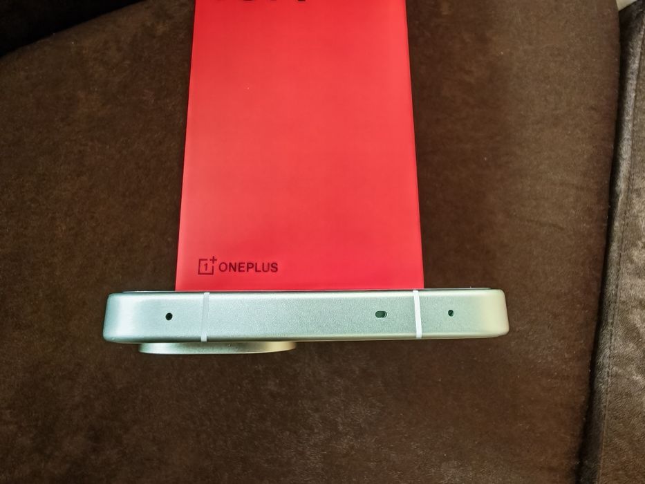 OnePlus 15R 12/256 нов