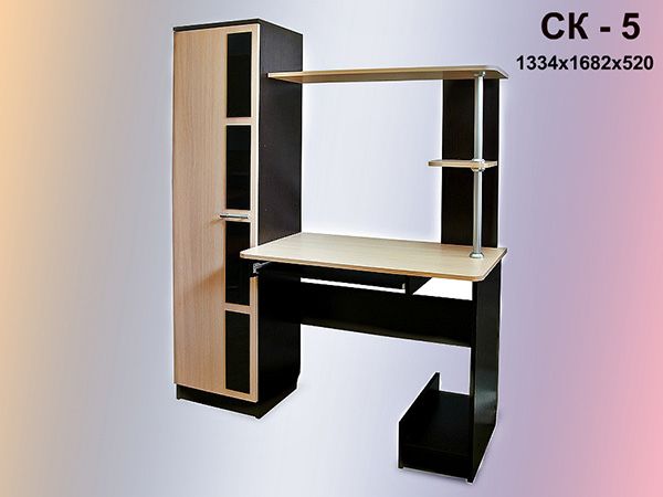 Продам компьютерный стол