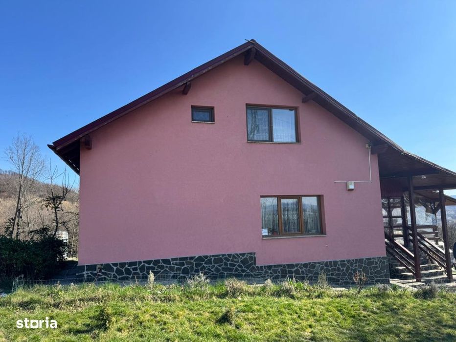 Casa de vanzare, 134 mp, teren 1300 mp, zona Vest
