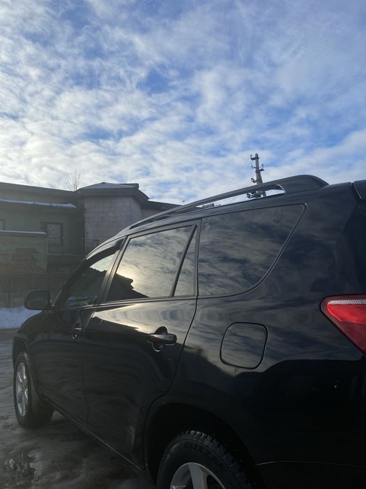 продам машину тайоту