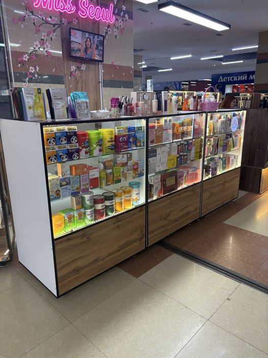 Продам витрины из качественного материала