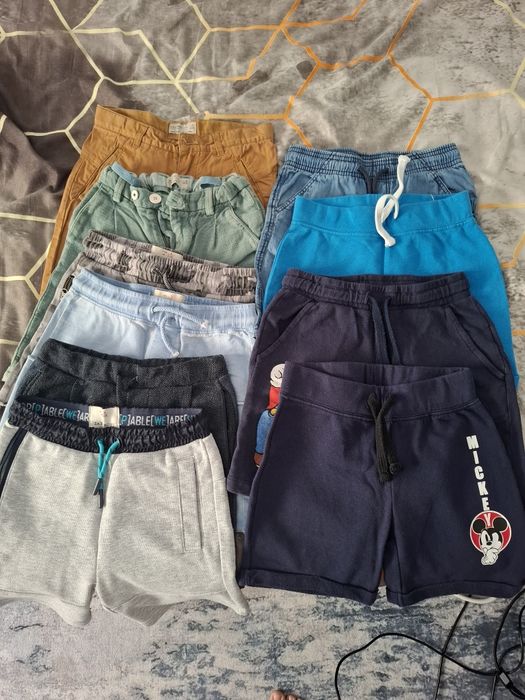 Lot pantaloni scurti 116cm zara