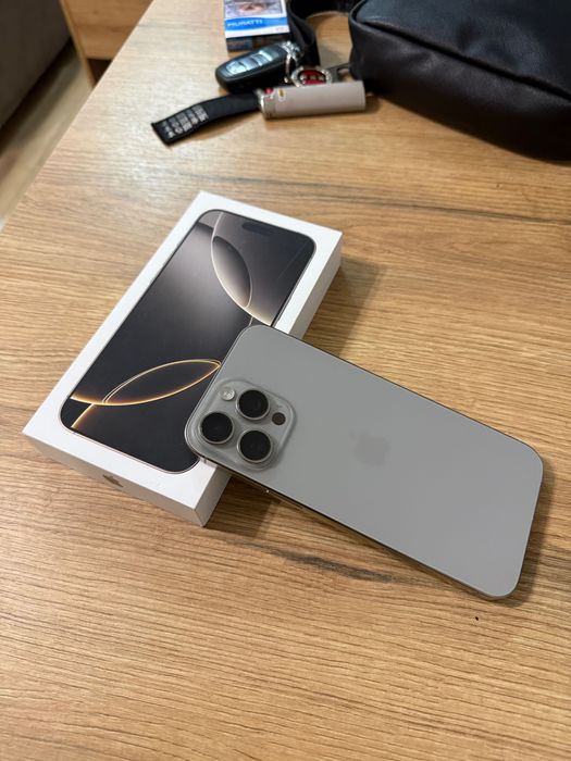 iPhone 16 pro max 512 GB 100% battery health