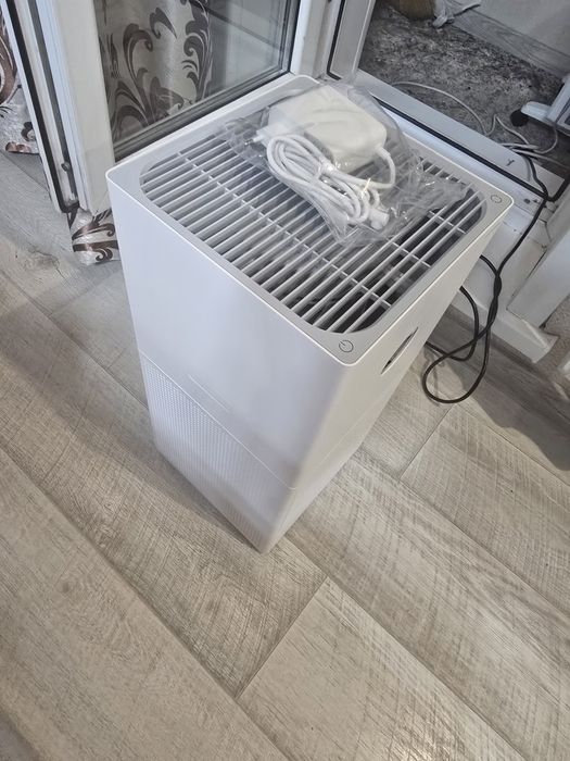 Продаю очиститель воздуха Xiaomi