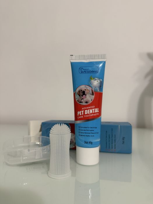 Pasta de dinti + periuta pentru animale de companie (catei, pisici)