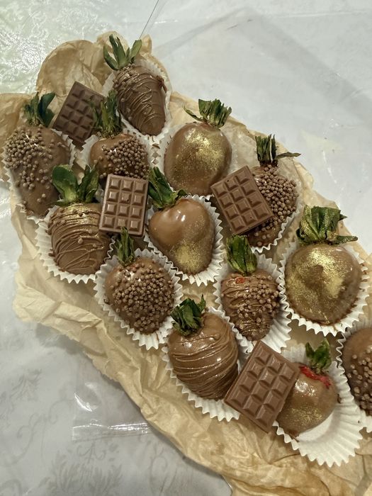 Клубника в шоколаде.